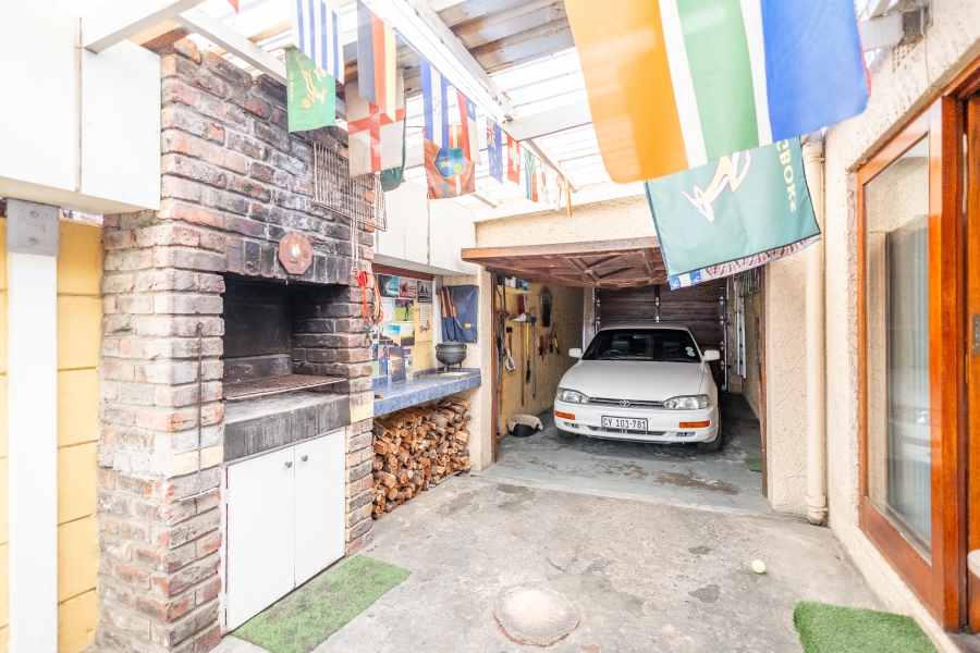 3 Bedroom Property for Sale in Belhar Western Cape